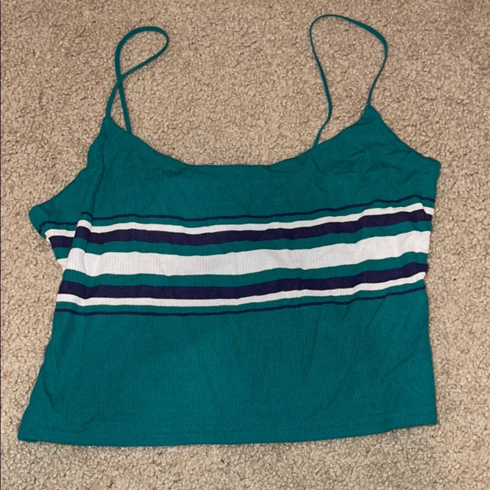 Green crop top